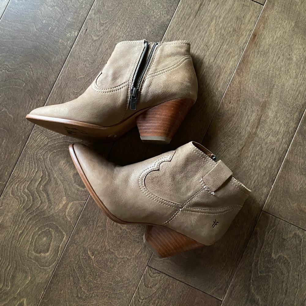 Frye Reina Bootie